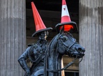 See Equestrian statue of the Duke of Wellington, Glasgow, Scotland