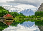 Visit Lower Kachura Lake, Gilgit−Baltistan, Pakistan