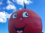 See The Big Apple, Colbourne, Ontario, Canada