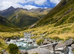 Hike Otira Valley Track, Arthur's Pass, New Zealand