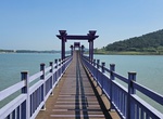 Visit Purple Bridge, South Korea