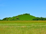 Visit Tumulus de Tumiac (Butte de Cesar), Arzon, France