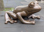 See Coqui Frog, Manhattan, New York City, New York