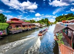Long-Boat through Khlong Bangkok Yai (West Canals), Bangkok, Thailand