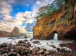 See Ganmon Gate Rock, Ishikawa Prefecture, Japan