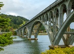 Cross Isaac Lee Patterson Bridge, Wedderburn, Oregon